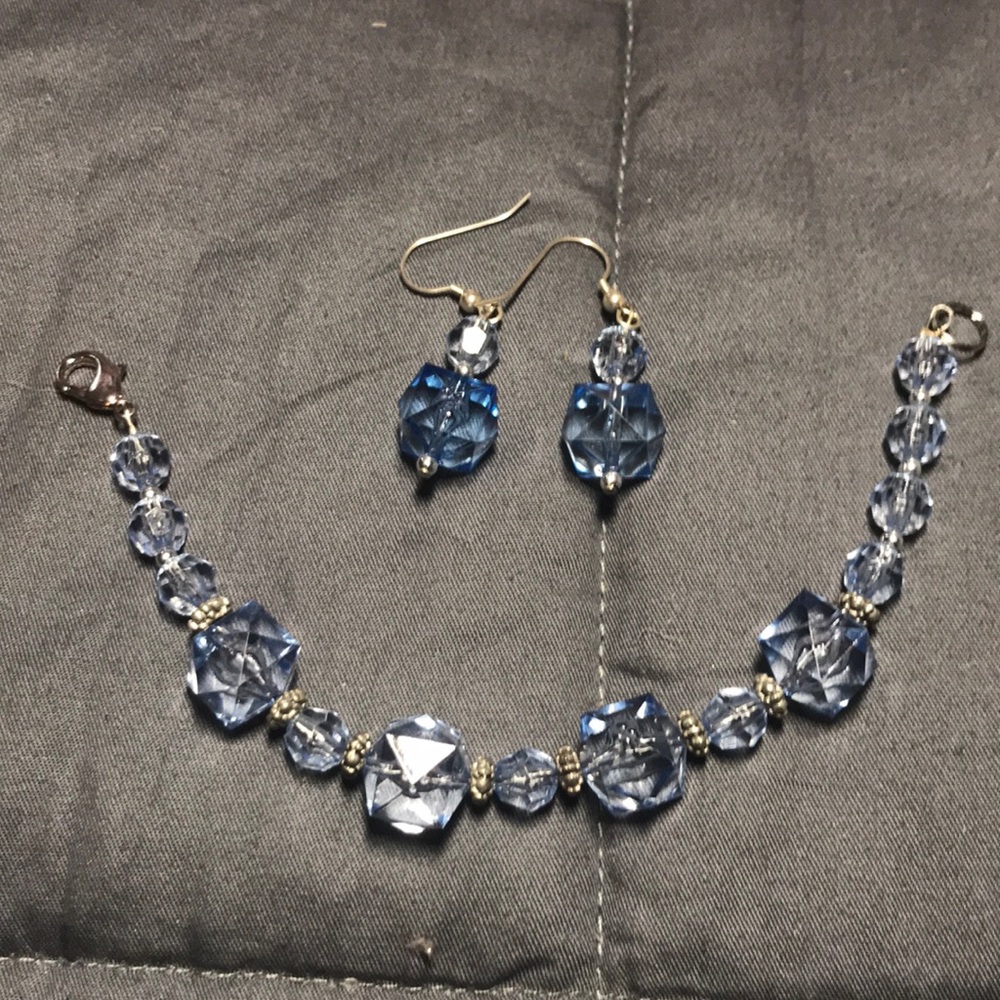 Handmade set of earrings and Bracelet